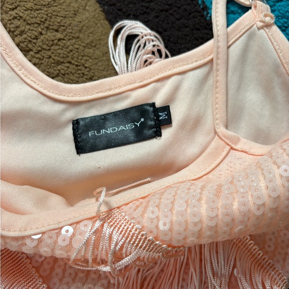 Fundaisy Peach Sequin Fringe Cami Top - Picture 4 of 6